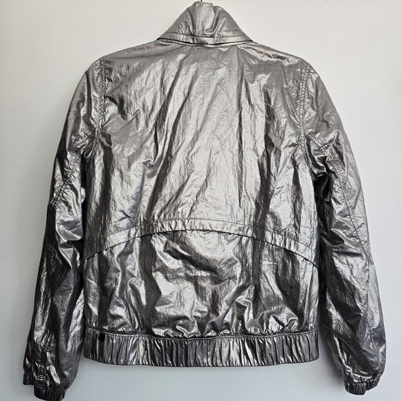 LULULEMON Get Stellar Titanium Foil Jacket XXS EUC - Picture 9 of 15